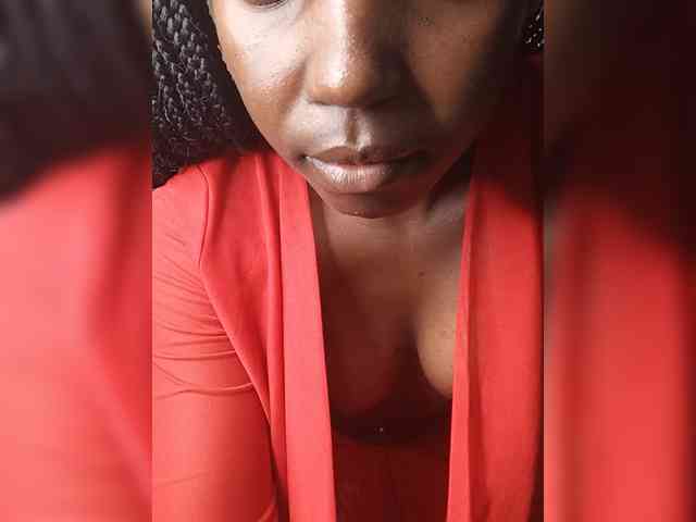 Imani- Sex Cam Show