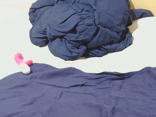 Petitepretti live webcam show