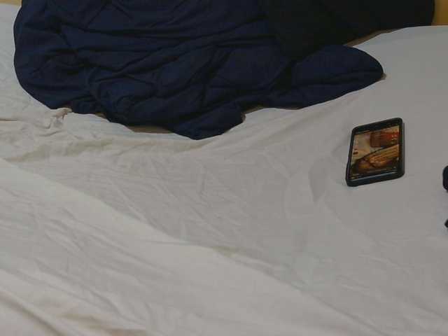 Petitepretti live webcam show