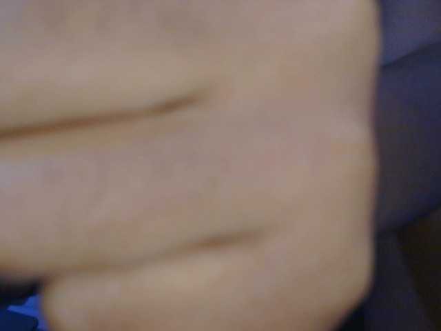 Petitepretti live cam on BongaCams