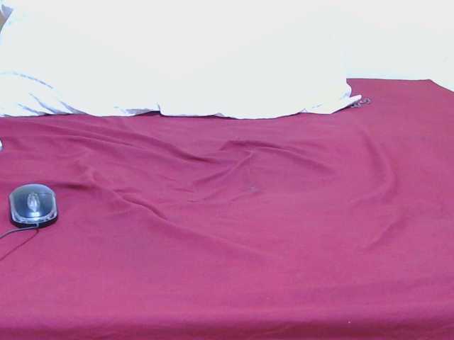 Petitepretti live cam on BongaCams