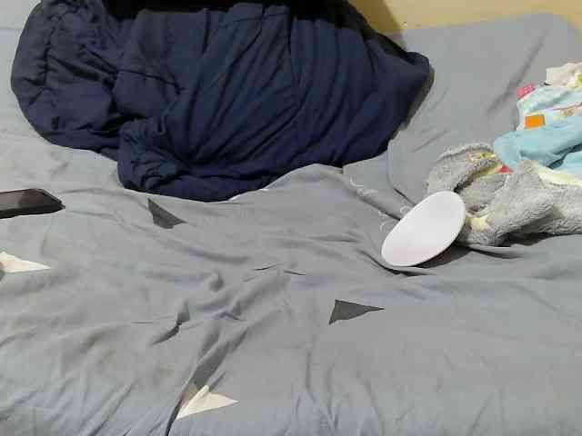 Petitepretti webcam