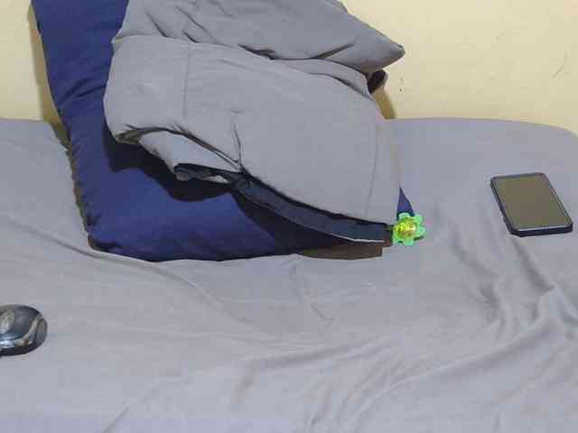 Petitepretti webcam