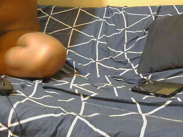 Petitepretti webcam