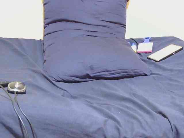 Petitepretti webcam