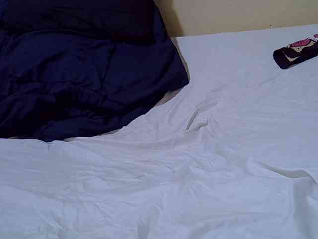 Petitepretti webcam