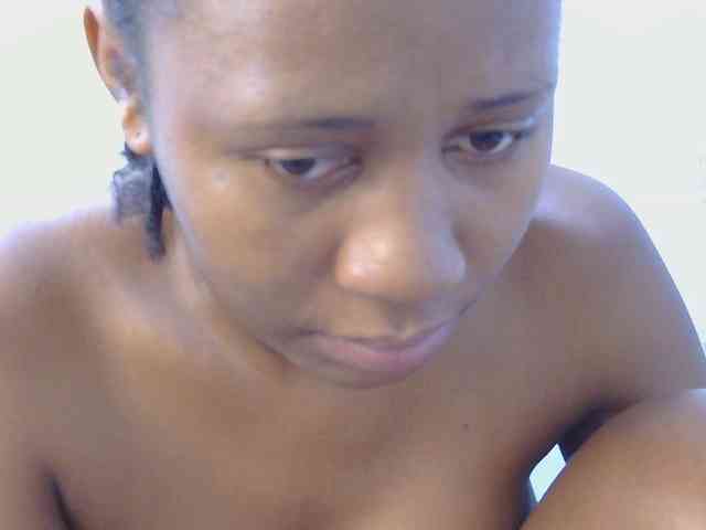 Petitepretti webcam