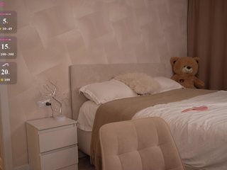 Julia-Fox Porn Show