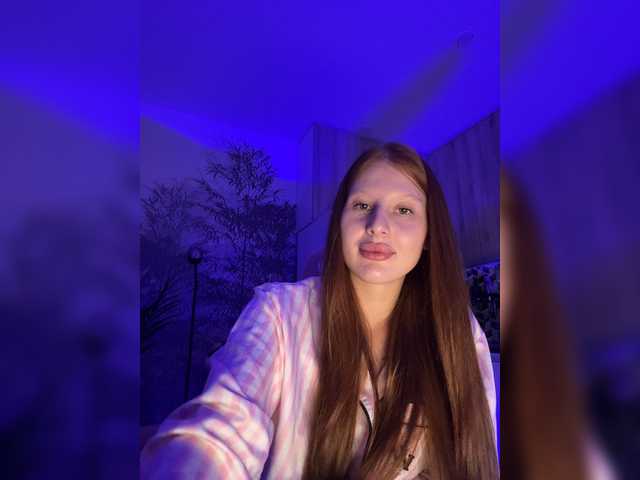 Julia-Fox