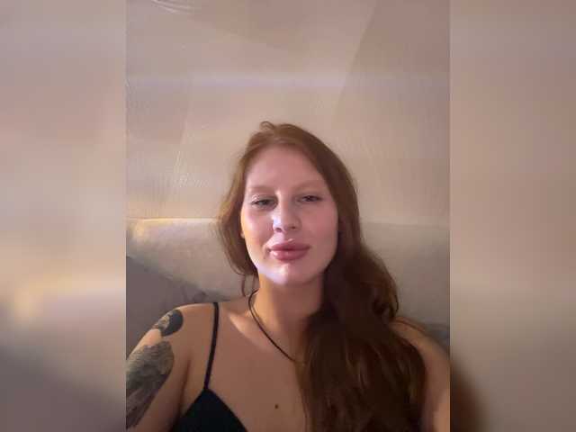 Julia-Fox