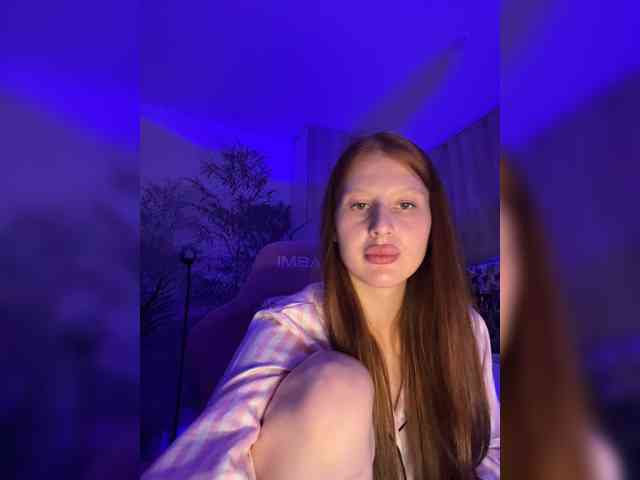 Julia-Fox webcam
