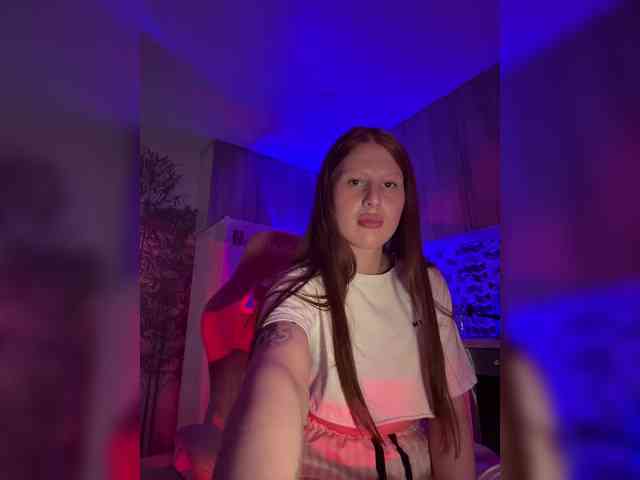 Julia-Fox webcam