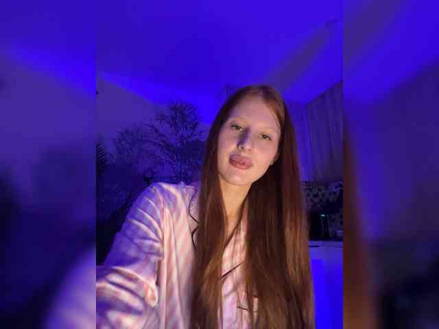 Julia-Fox webcam