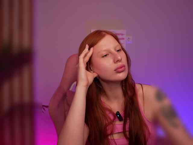 Julia-Fox webcam