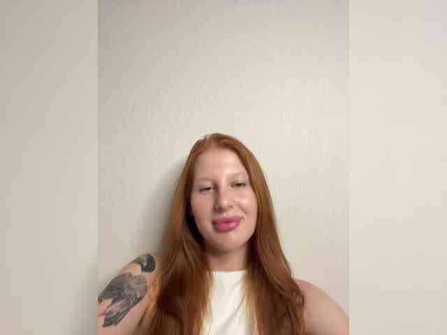 Julia-Fox webcam