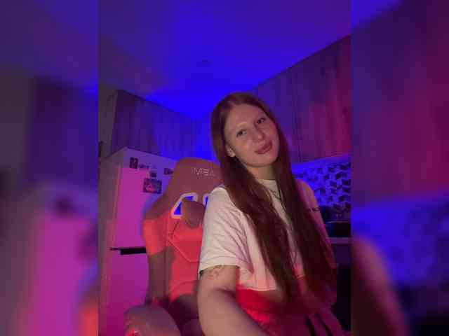 Julia-Fox webcam
