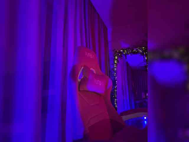 Julia-Fox webcam