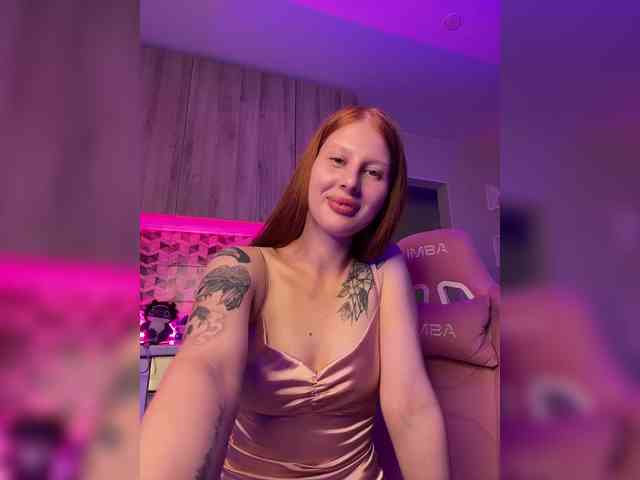 Julia-Fox webcam