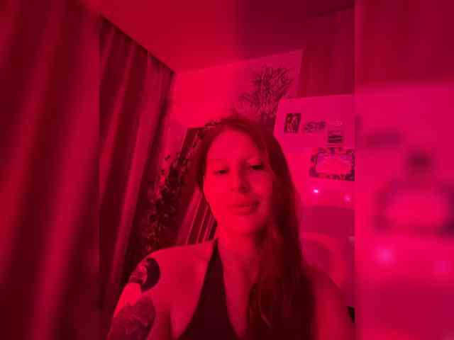 Julia-Fox webcam