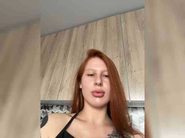 Julia-Fox