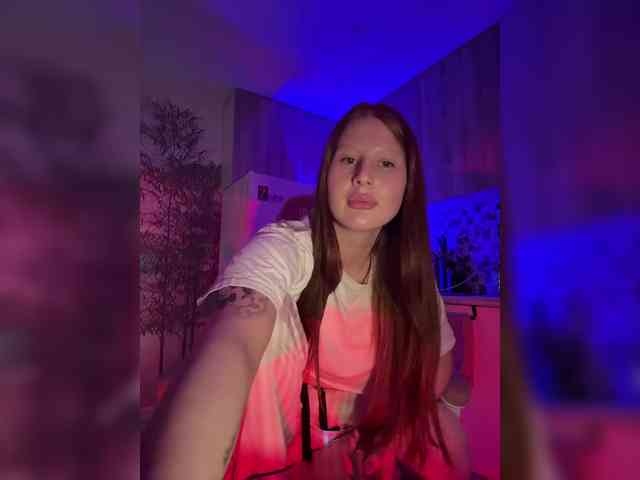 Julia-Fox webcam