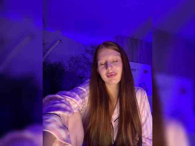 Julia-Fox webcam