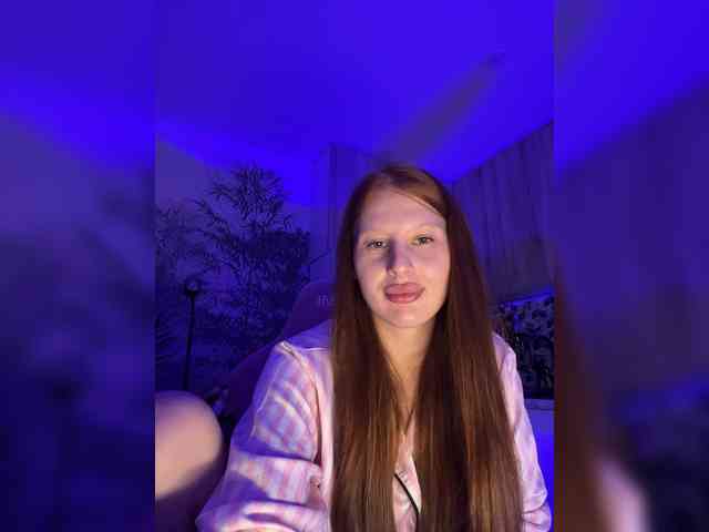 Julia-Fox webcam
