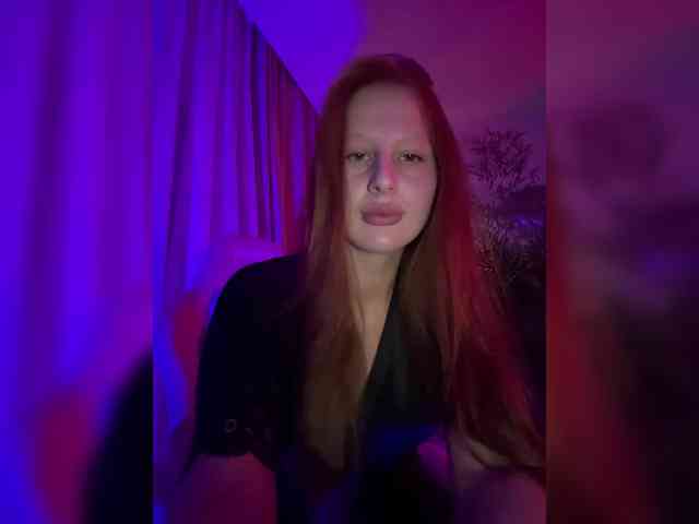 Julia-Fox webcam