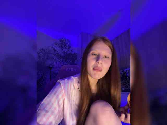 Julia-Fox webcam