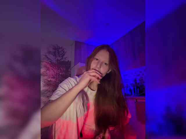 Julia-Fox webcam
