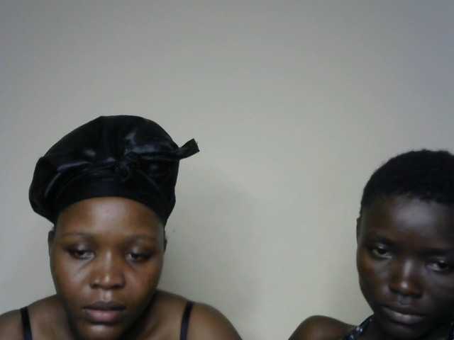 Flirtyenergy live cam on BongaCams