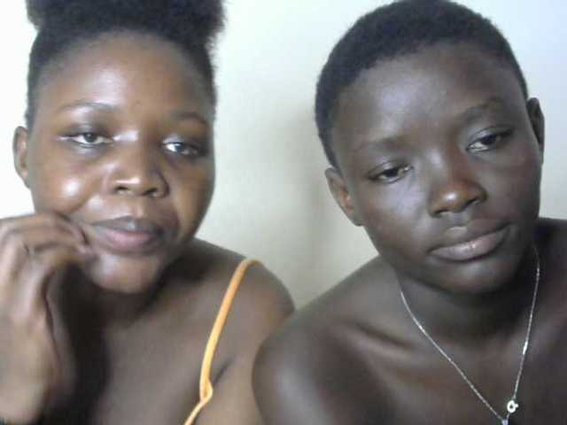 Flirtyenergy live cam on BongaCams