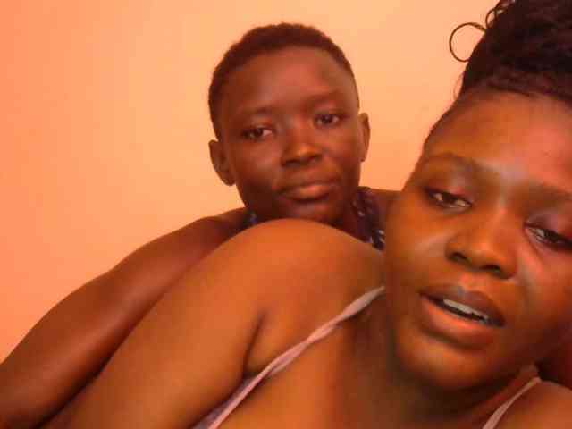 Flirtyenergy webcam