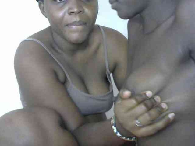 Flirtyenergy webcam