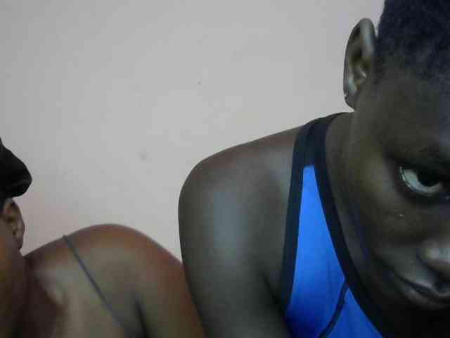 Flirtyenergy webcam