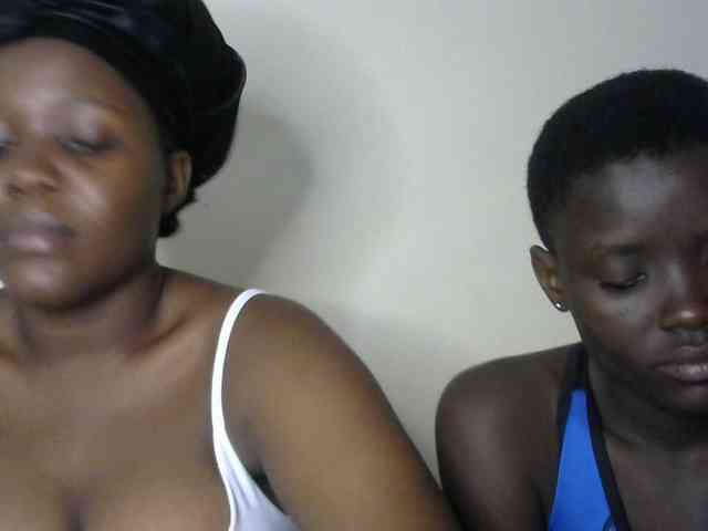 Flirtyenergy webcam