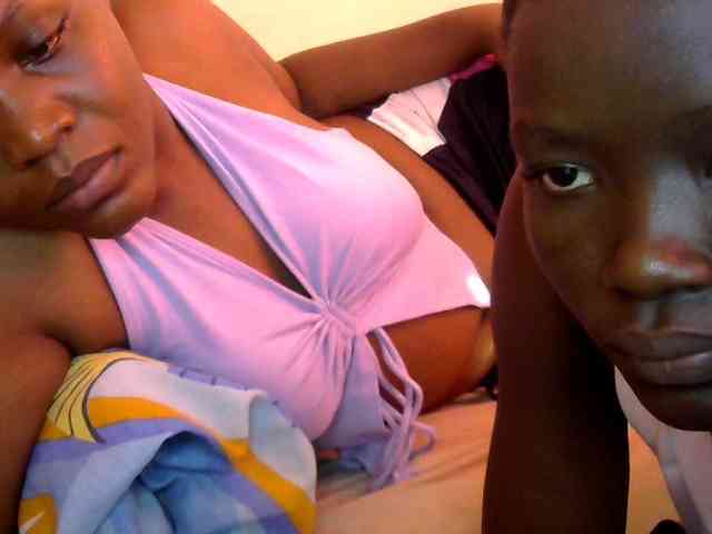 Flirtyenergy webcam