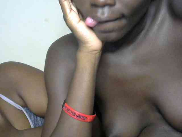 Flirtyenergy webcam
