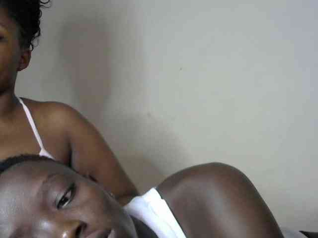 Flirtyenergy webcam