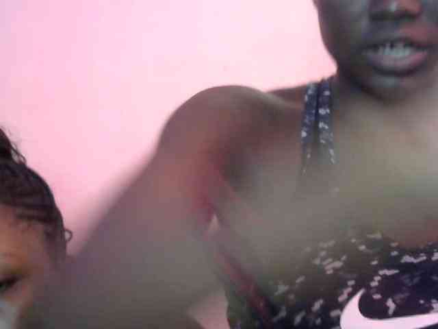 Flirtyenergy webcam