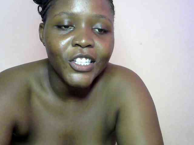 This model is live right now. Flirtyenergy