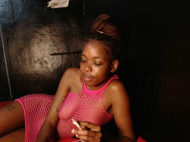 xSATIVAxx live cam on BongaCams