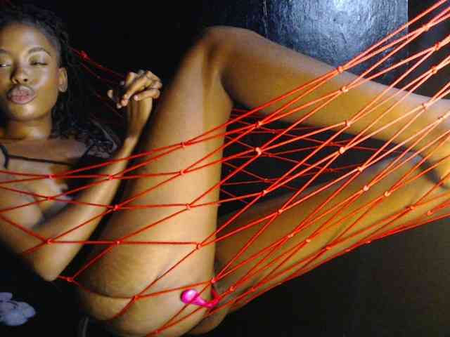 Modella: xSATIVAxx
