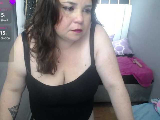 koral-busty