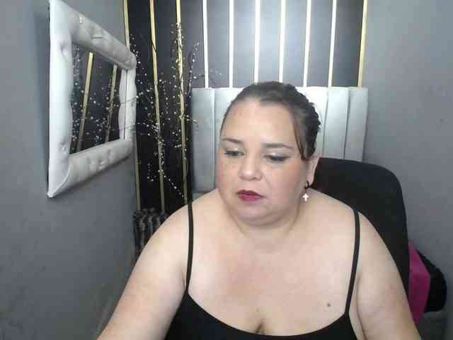 koral-busty