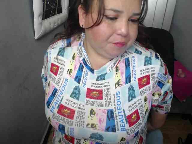 koral-busty webcam