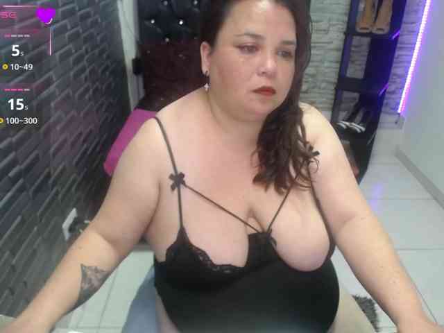 koral-busty