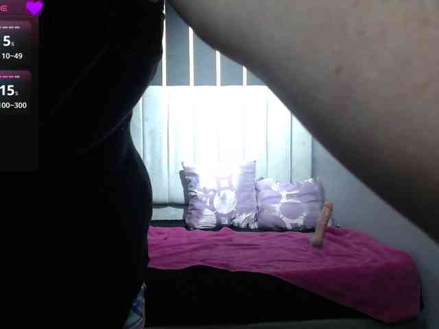 koral-busty webcam
