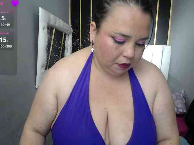 koral-busty webcam