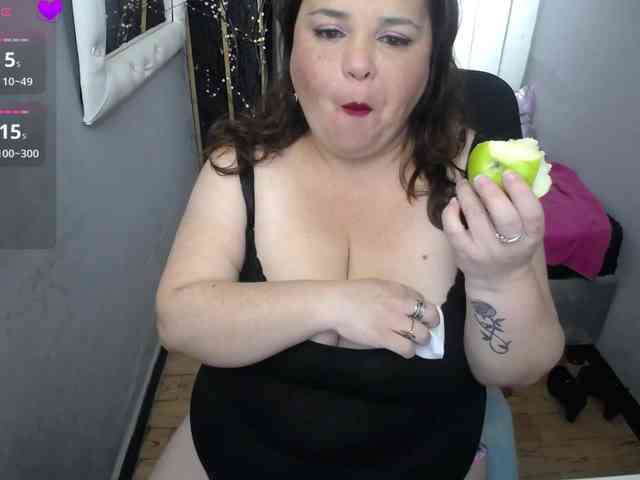 koral-busty